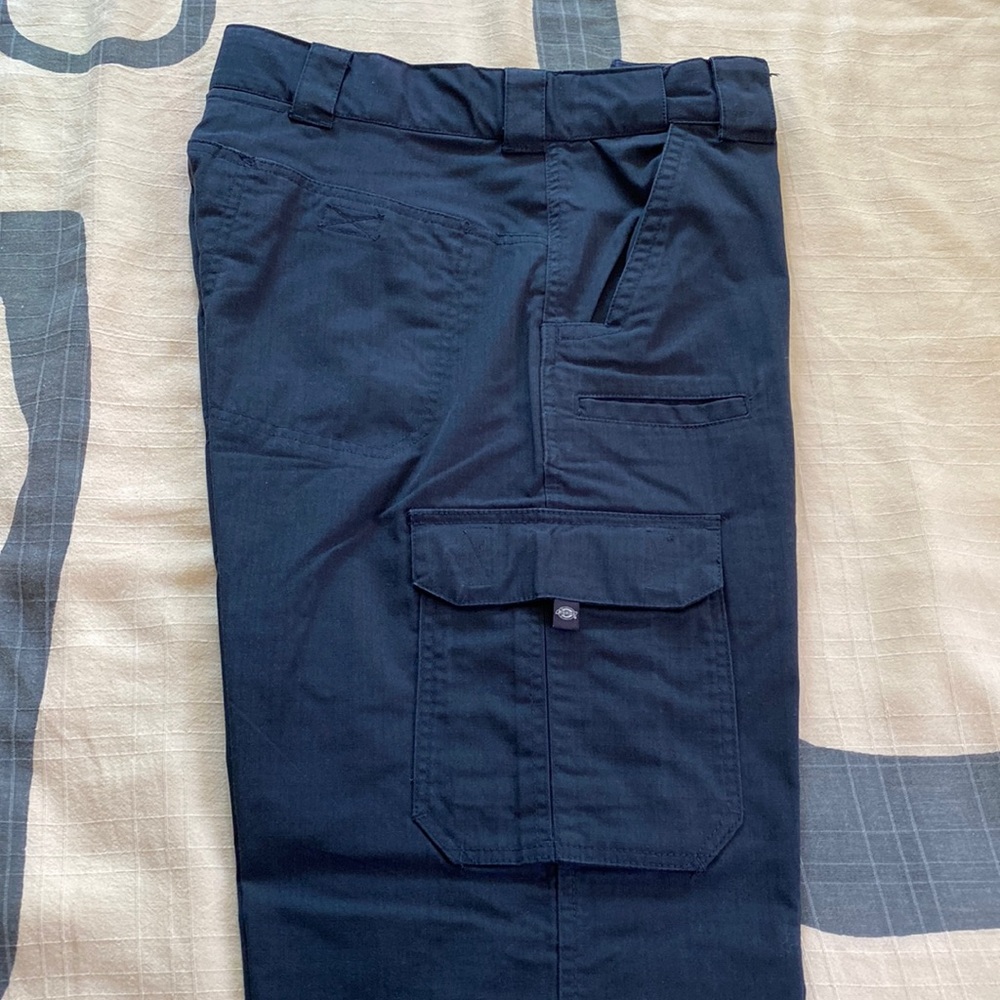 Excellent condition 32waist dickies cop security pants 36.5” length